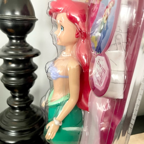 New RARE 13” Disney Princess Swimming Adventures Little Mermaid Ariel Doll - Picture 4 of 8